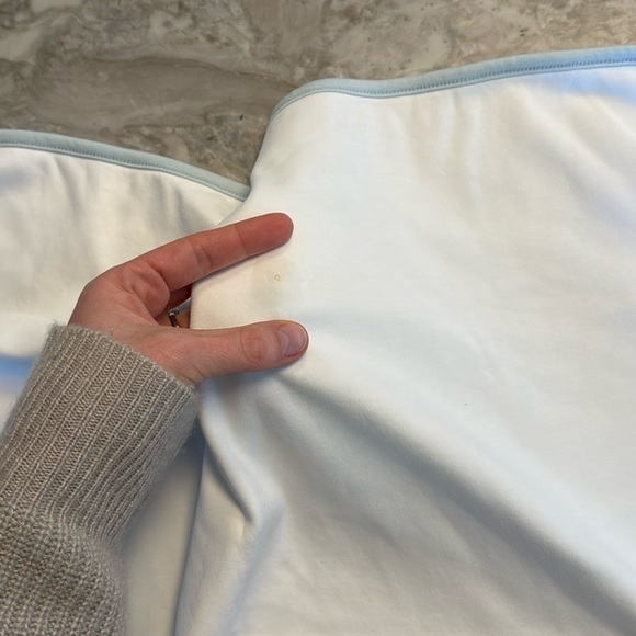 TBBC Beaufort Bonnet Baby Buggy Blanket in “Something for Baby Blue” - Picture 6 of 6